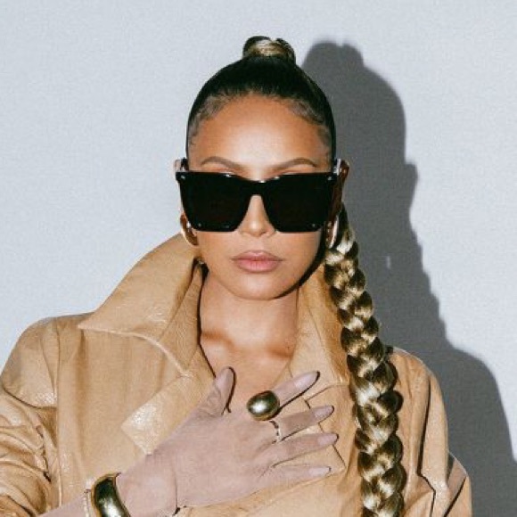 DEZI Sunglasses - Picture 2 of 5